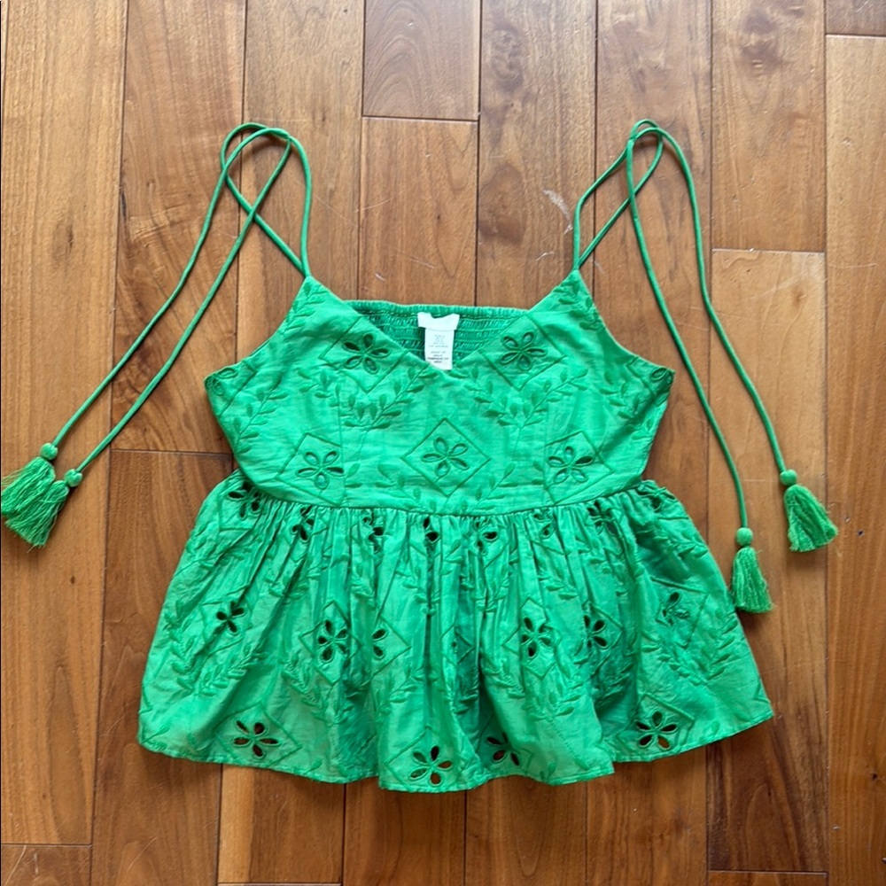 H&M Green Tie Front Peplum Camisole